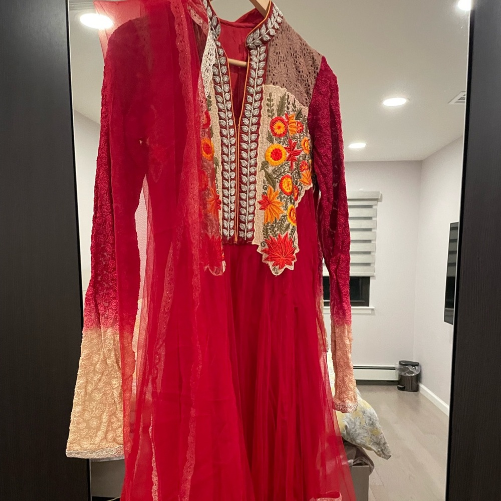 Indian Kurta Red with dupatta. No pants.